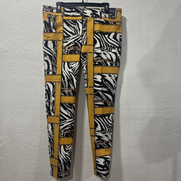 Avenue Pants - 7TH AVENUE DESIGN STUDIO NYC Women's pants. Yellow with zebra print. Size 12 T